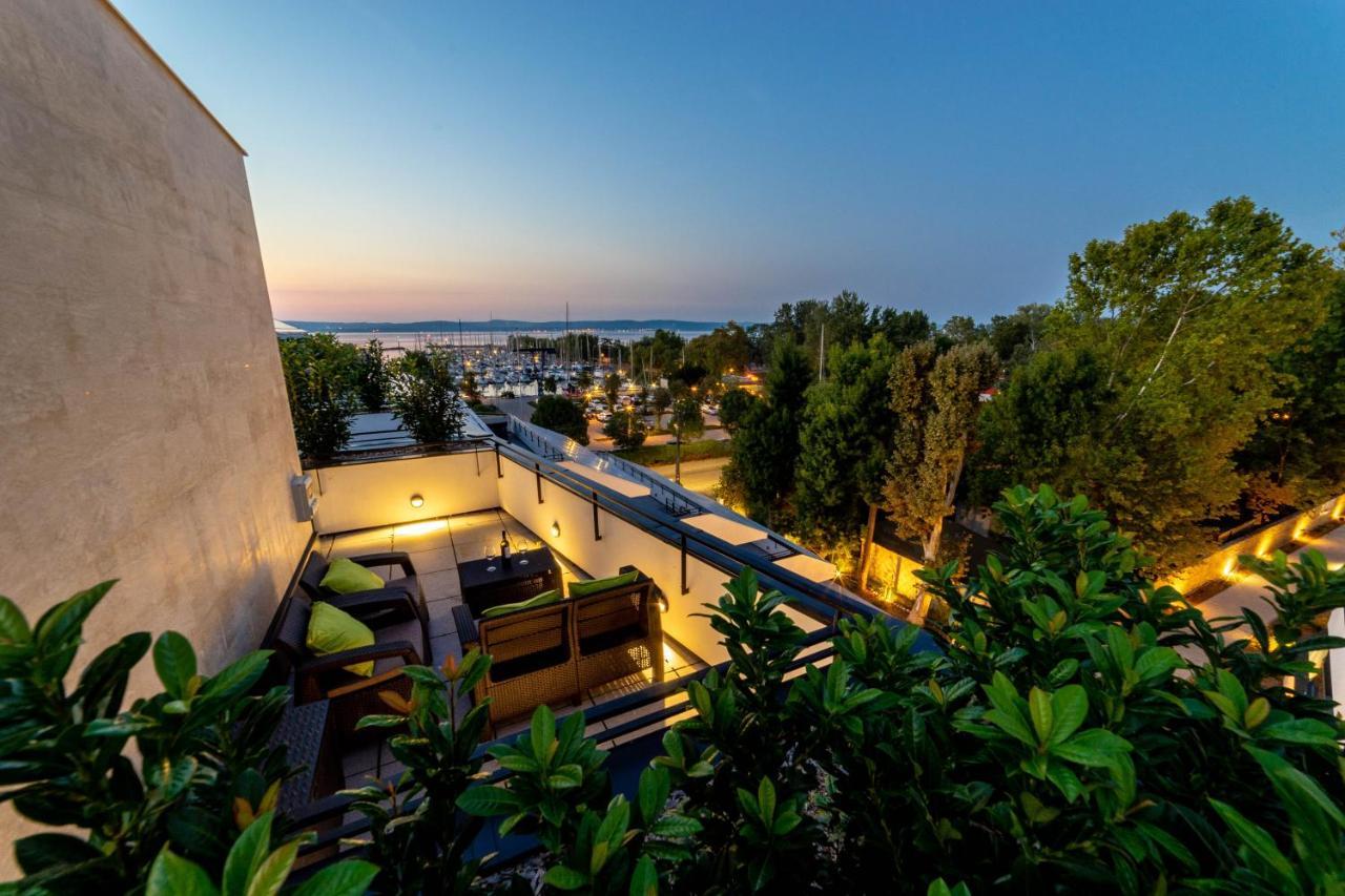 Moments - Emerald Penthouse Apartment Balatonszemes
